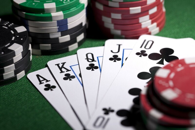 Wie man ein professioneller Pokerspieler wird